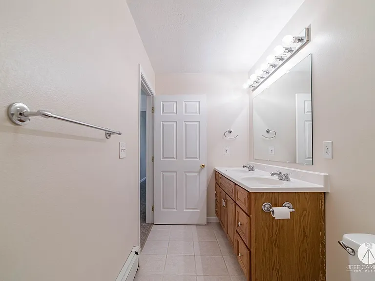 1100 W Nugget Ave — Photo 20