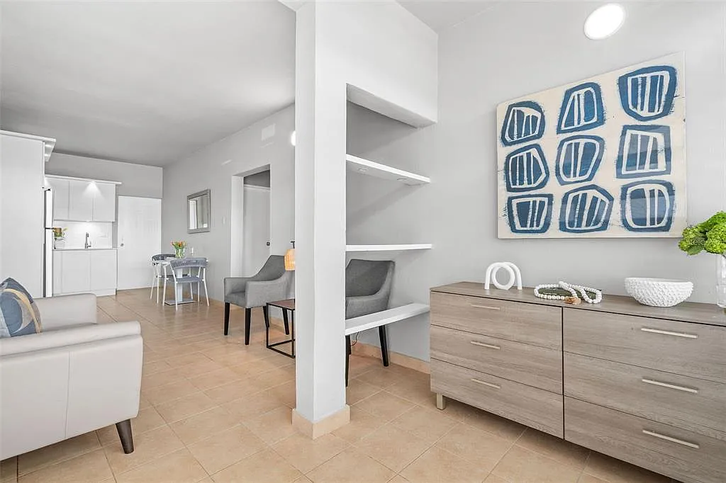 2 bed, 1.0 bath, 750 sqft, $2,150 — Photo 3