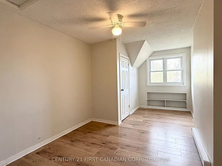 359 Princess Ave #3 — Photo 12