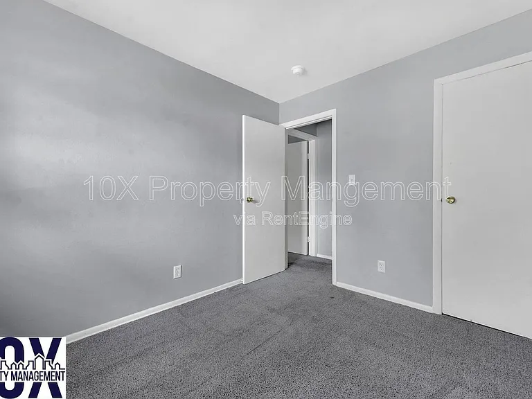 3071 Rotunda Ct S — Photo 22