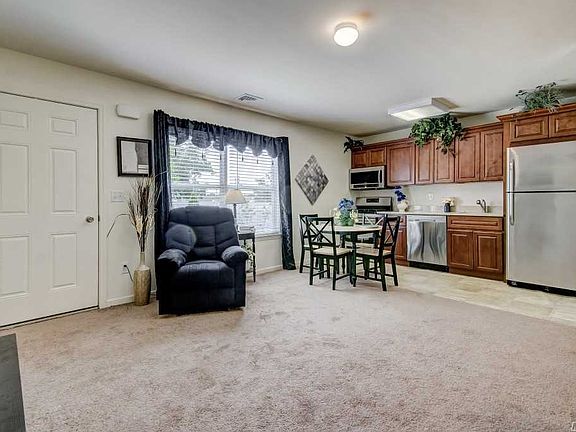 4th image of 2870 Grand Ave APT 22
