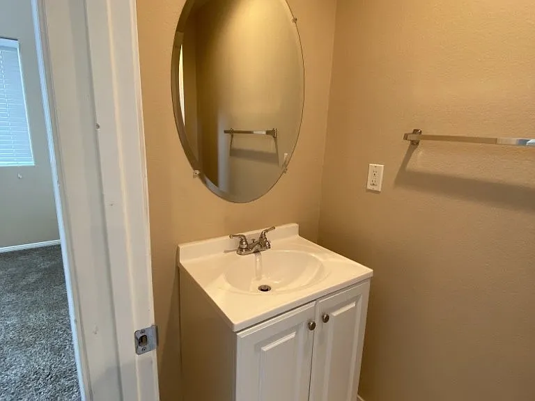5680 Woods Crossing St — Photo 17