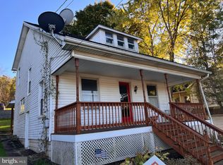 304 S Carlisle St, New Bloomfield, PA 17068