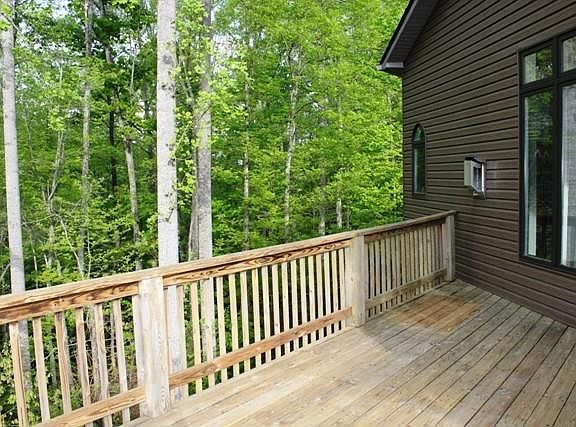 5th image of 285 Crestridge Dr
