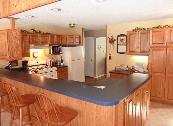 3rd image of 1699 Oakwood Dr
