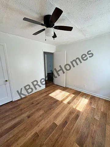 2601 Kenner Ave — Photo 7