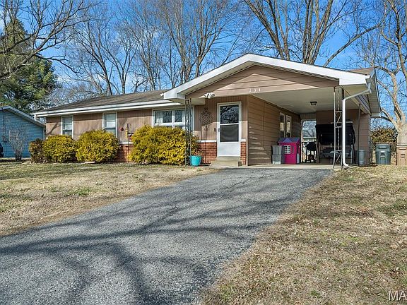 2nd image of 234 Oconnell St