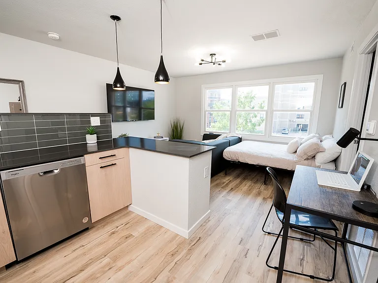 102 E Healey St #204 — Photo 8