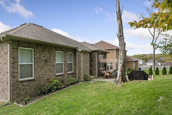 1216 Ben Hill Blvd — Photo 31