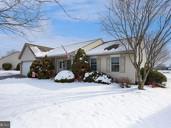 5th image of 1 Thorndale Dr