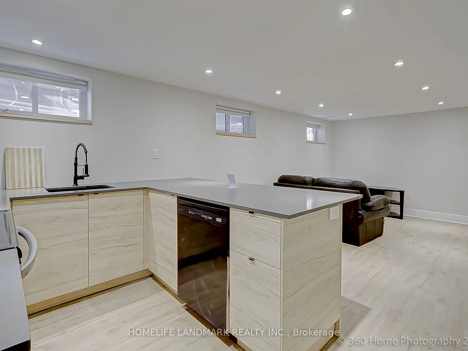 1 bed, $1,600 — Photo 4
