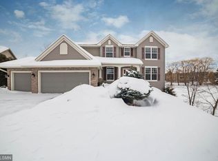 6400 Zircon Ln N, Maple Grove, MN 55311