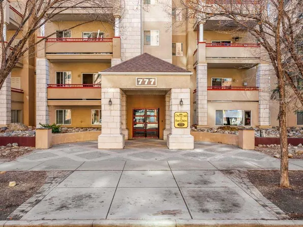 777 3rd Ave N #103, Calgary, AB T2P 0G8