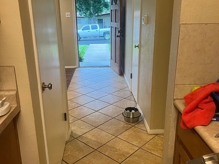 1112 Benbrook Ter — Photo 10