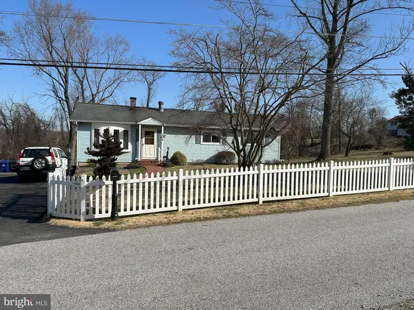 110 Jefferson Ave, Cockeysville, MD 21030