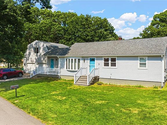2nd image of 36 Holly Ln