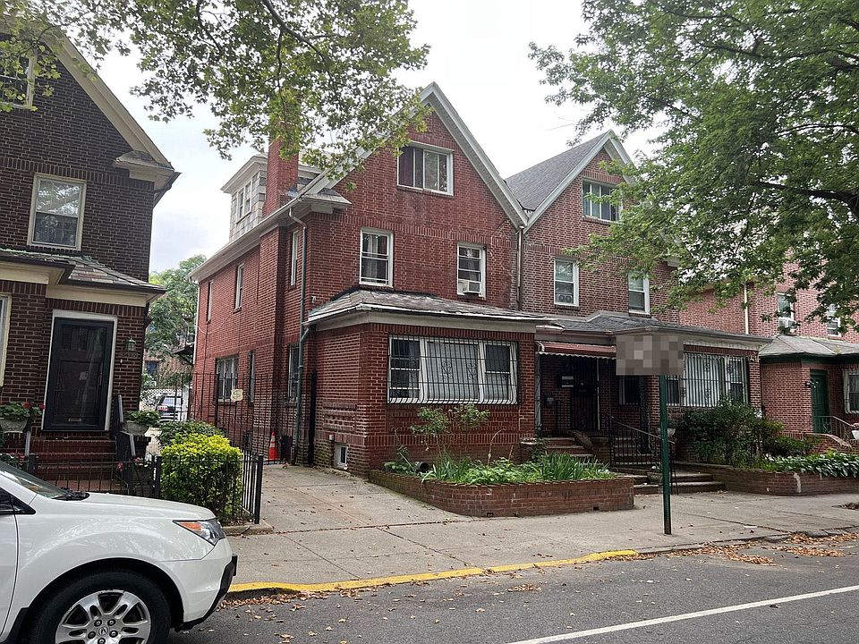2nd image of 3417 88th St