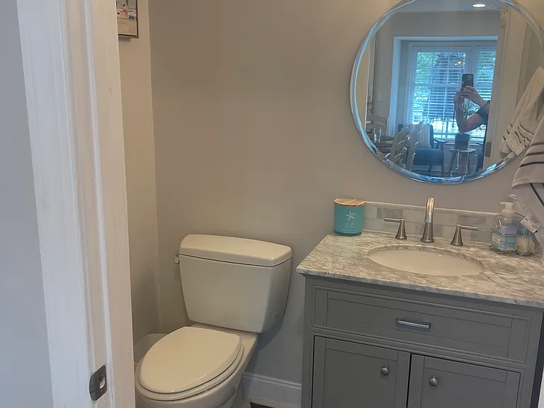 2121 E Kendall Cir — Photo 21