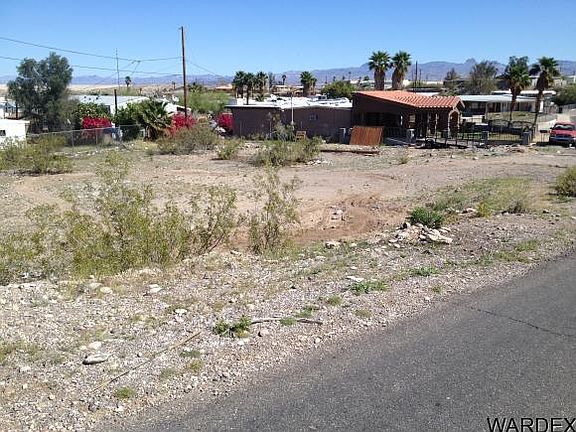 4th image of 1335 Quartz Ave