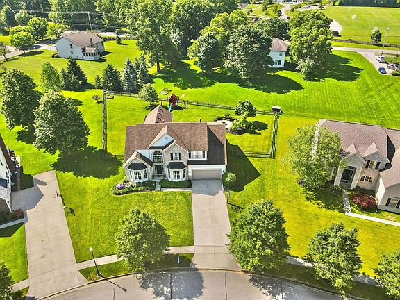 2nd image of 1102 Northwood Cir