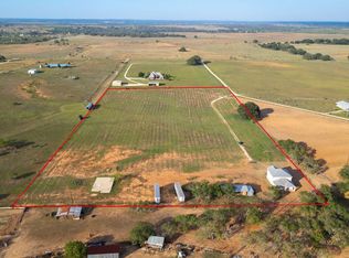 288 COUNTY ROAD 105, Floresville, TX 78114