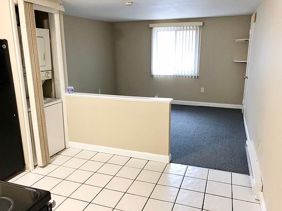 5th image of 12 Russell St #12