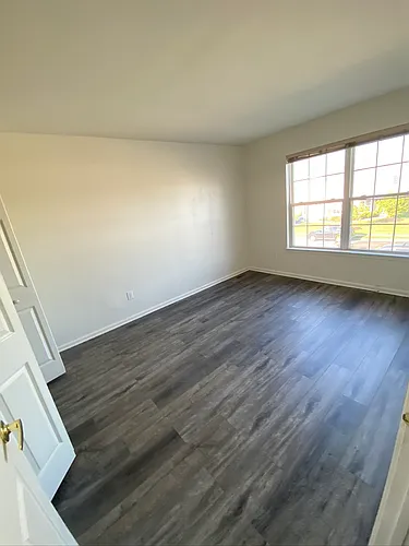 3 Leighton Dr Photo 1