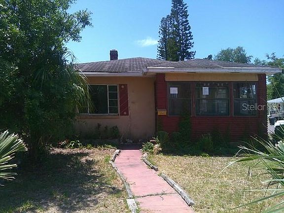 2nd image of 2040 22ND AVENUE S