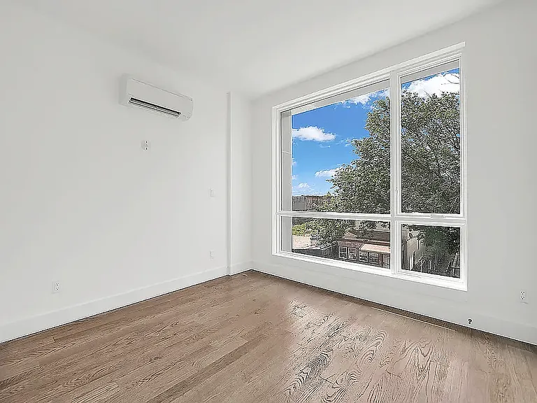 2909 Albemarle Rd #4U — Photo 1