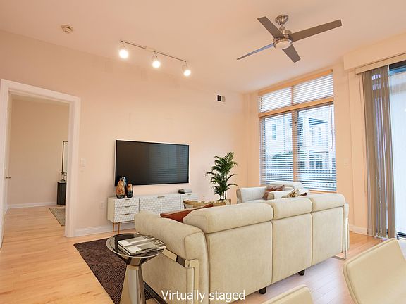 3rd image of 16800 Van Aken Blvd APT 204