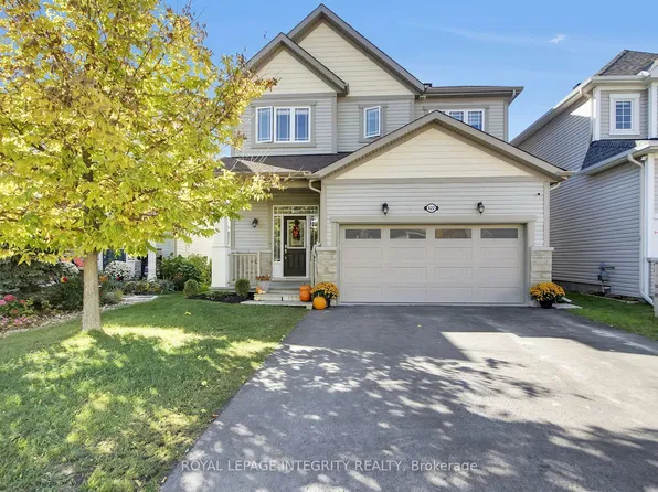 622 Silver Spruce Way, Ottawa, ON K2M 0L2