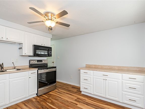 5th image of 109 Tulip Dr