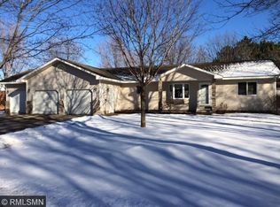 626 E Crescent Ln, Litchfield, MN 55355