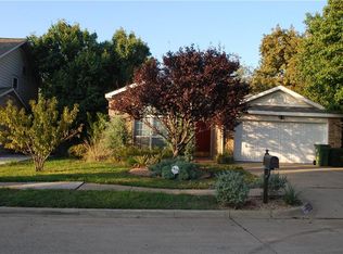 2315 Belton Dr, Arlington, TX 76018