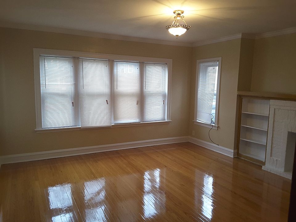 1st image of 7439 S Prairie Ave #2