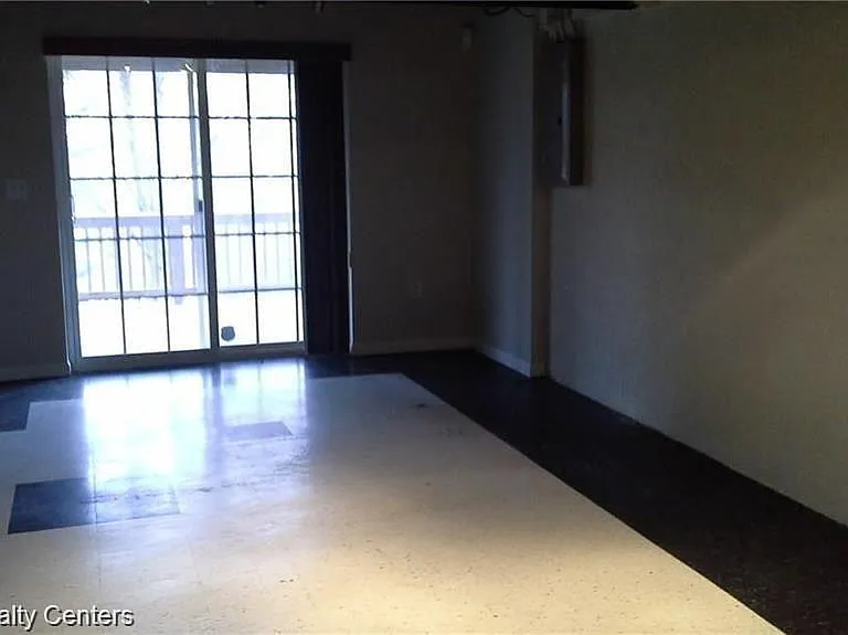 41876 Yeats Dr — Photo 26