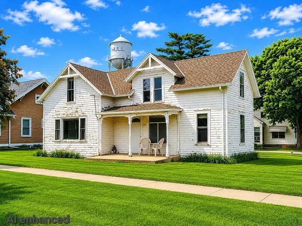 1025 2nd St, Hull, IA 51239