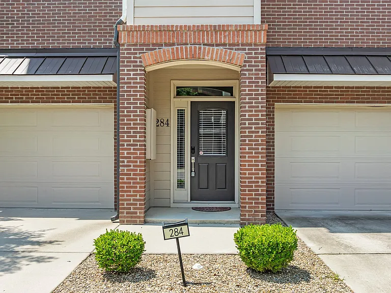 284 Hugh Shelton Loop — Photo 3