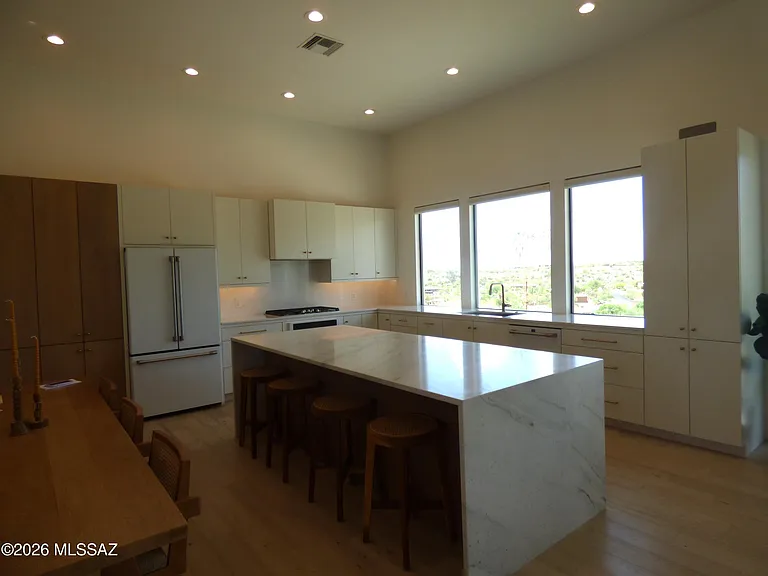 5721 E Paseo Cocospera — Photo 9