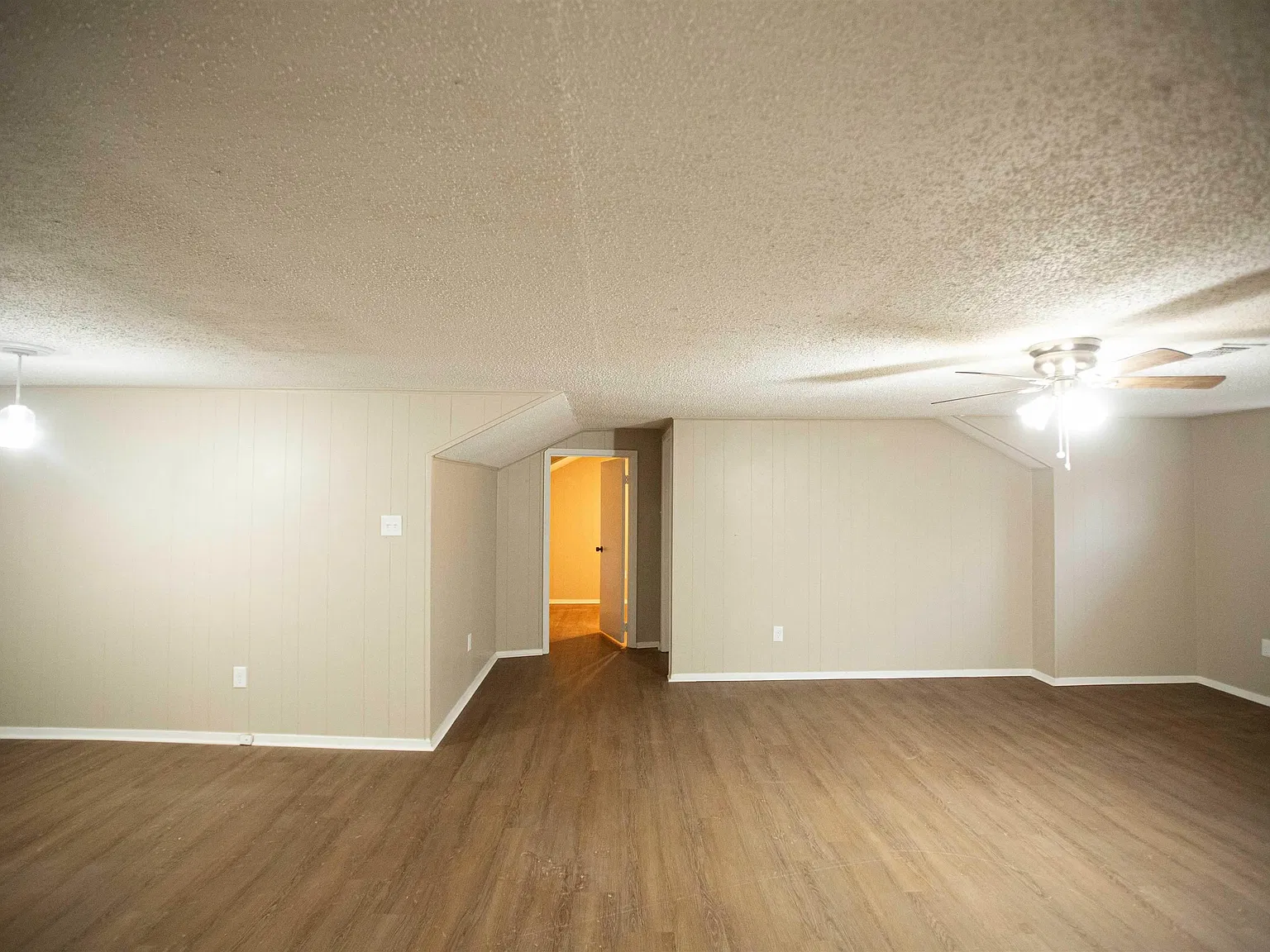 2 bed, 2.0 bath, 1316 sqft, $1,000 — Photo 4