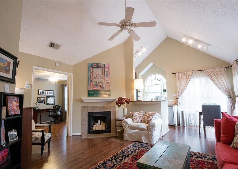 1st image of 2300 Old Spanish Trl APT 2103