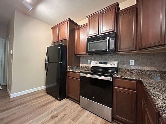 5th image of 4238 E Carla Vista Dr