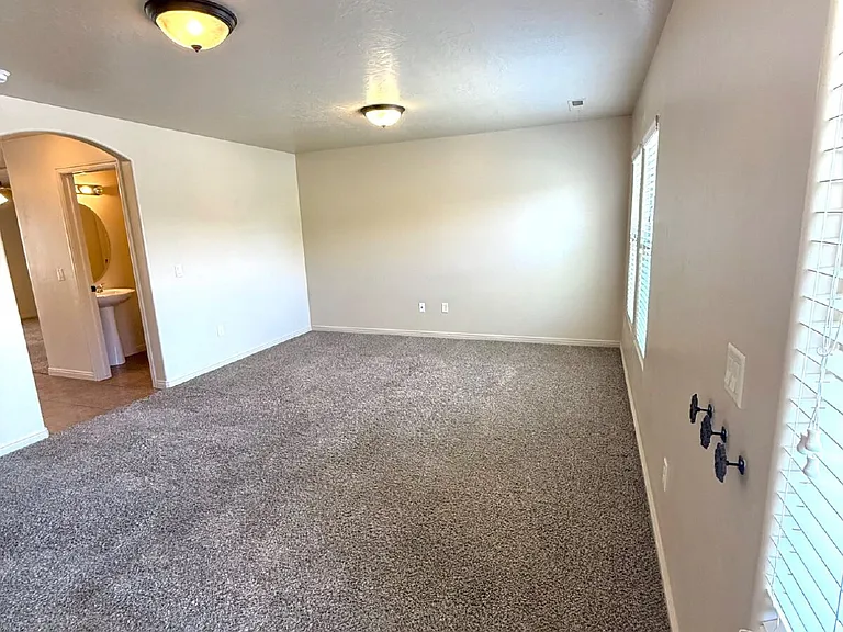 3419 S River Rd #53 — Photo 11