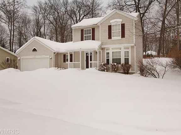 4th image of 2250 Chelsea Dr NE