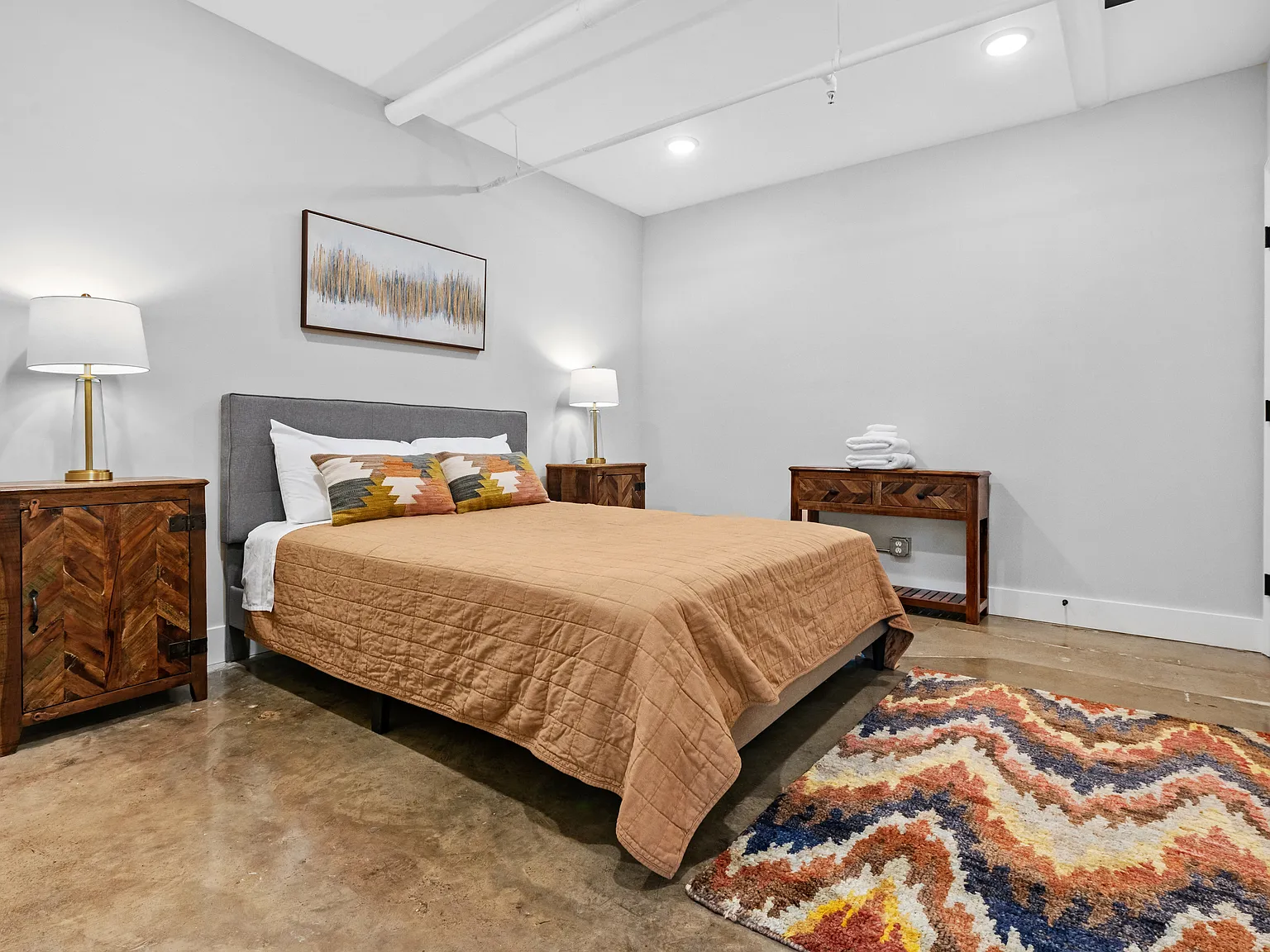 2 bed, $2,400 — Photo 4
