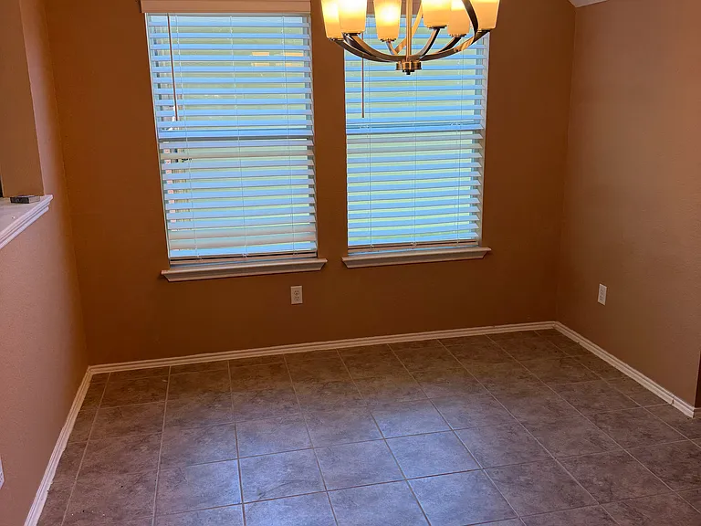 11317 Hillstable Ct — Photo 5
