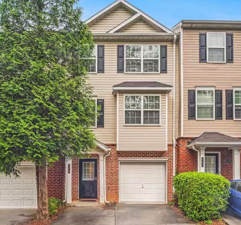 1st image of 649 Providence Pl #649