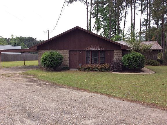 2nd image of 373 Country Club Dr