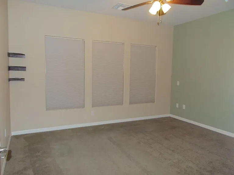 790 Country Grove Ln — Photo 12
