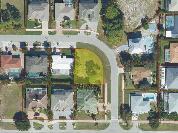 6 Tahiti Rd, Marco Island, FL 34145